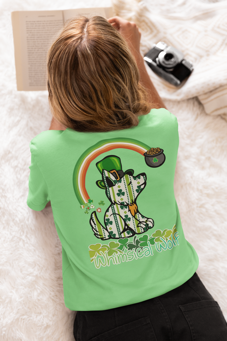 St. Pattys Day  Circle Design Whimsical Wolf